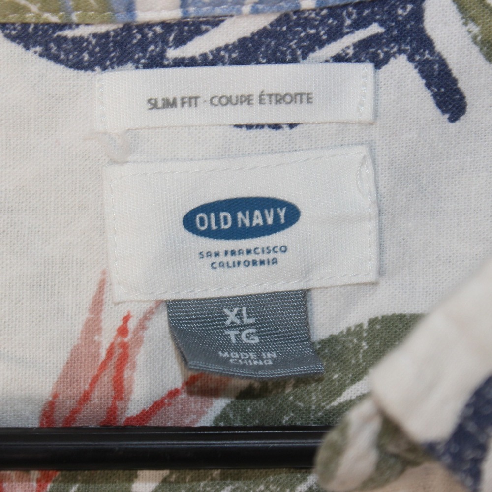 Old Navy Mens XL Slim Fit Tropical Leaf Print Short Sleeve Button Down Shirt